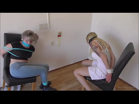 ❤️ Kev quav yeeb quav tshuaj / khi thiab gagged / damsel nyob rau hauv kev nyuaj siab ️ porno ntawm porn hmn.psi-mass.ru ☑